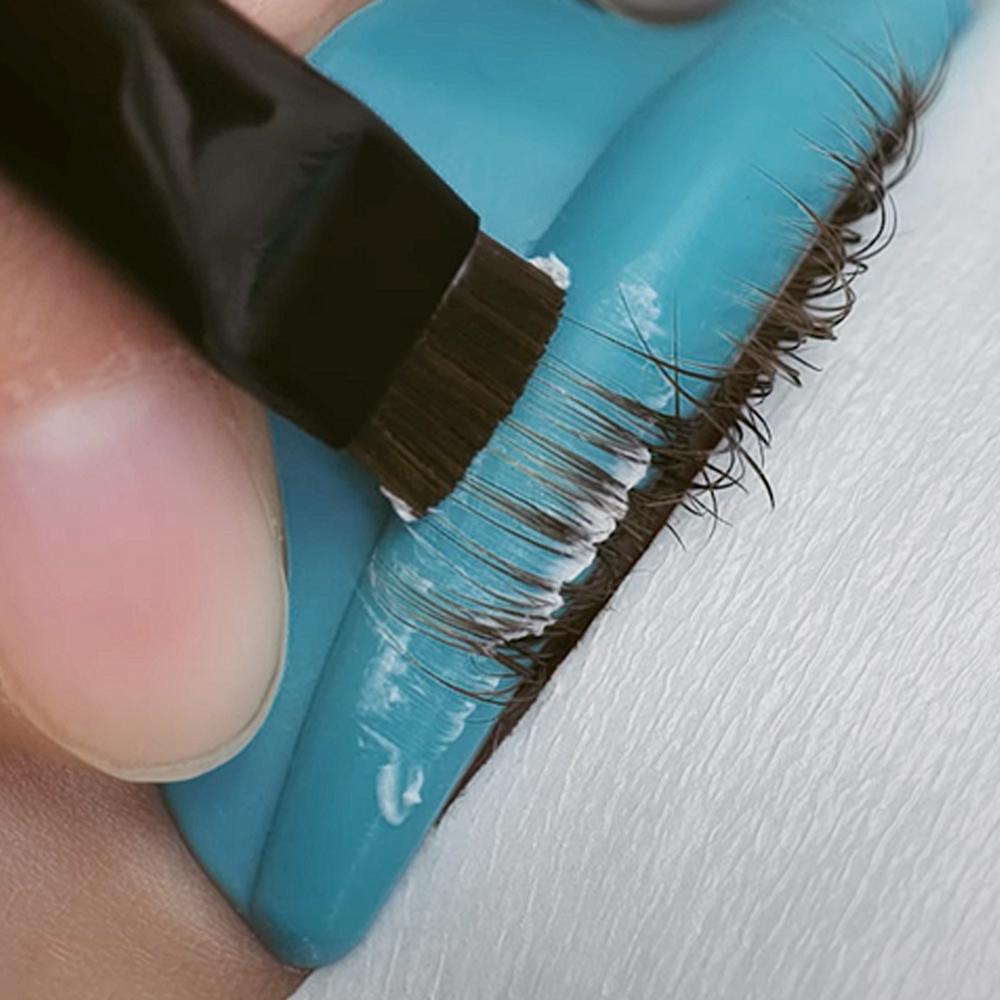 Кисть для ламинирования ресниц и нанесения составов LASH BALM BRUSH